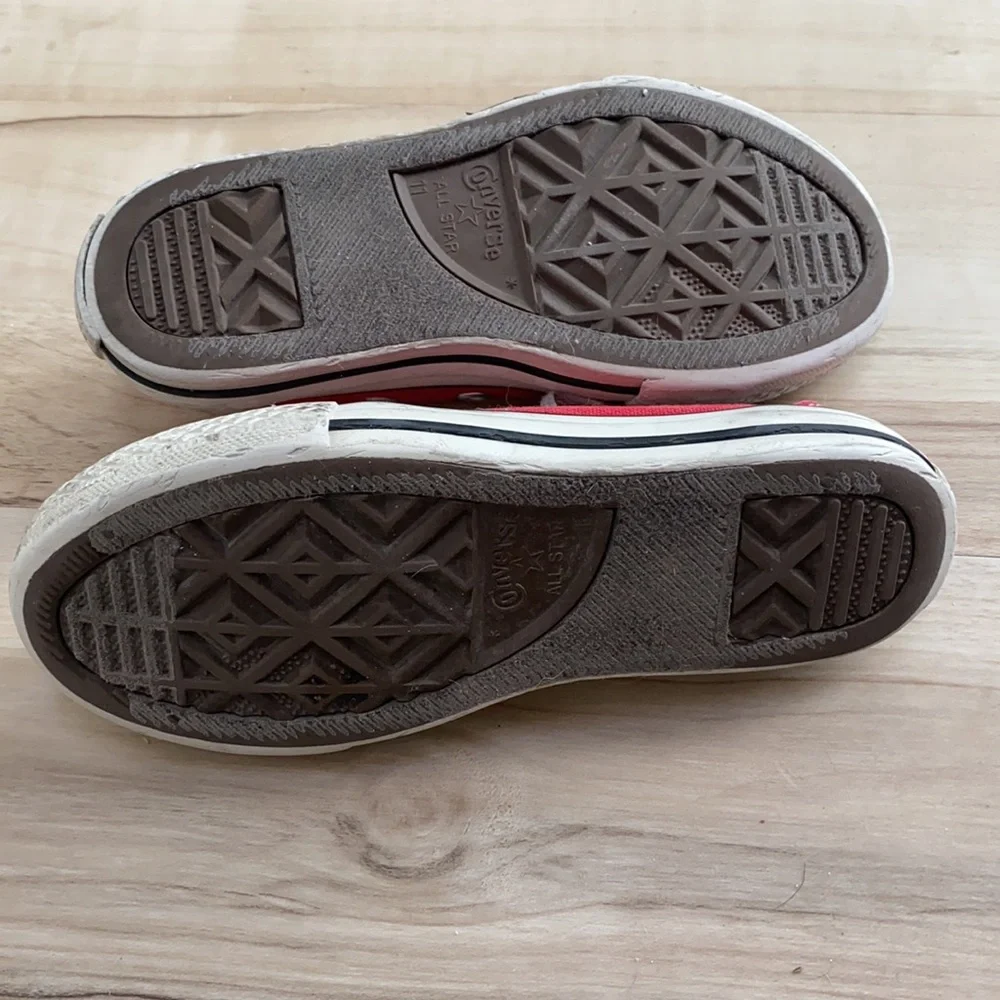 Converse and Puma Show Bundle size 11.